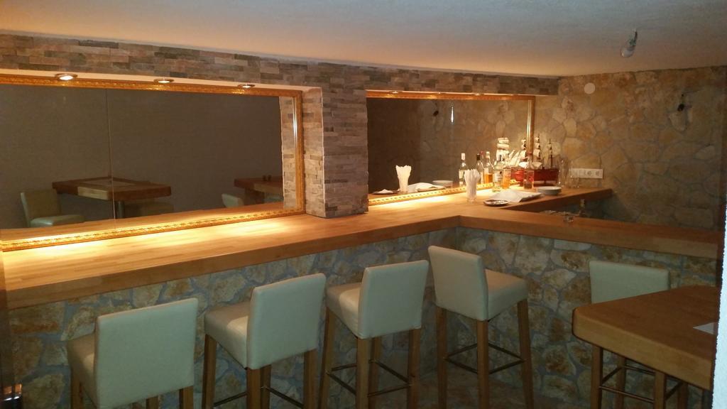 Guest House Villa Marlis Malinska Esterno foto